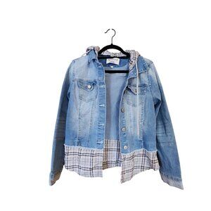 Wallflower Womens Dreamer Fit Denim Jacket With Plaid Hood & Hem Size M